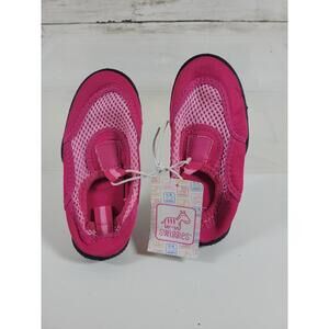 Swiggles Girls Water Shoes Pink Toddler Size 7/8 NEW Pool Beach Shoes